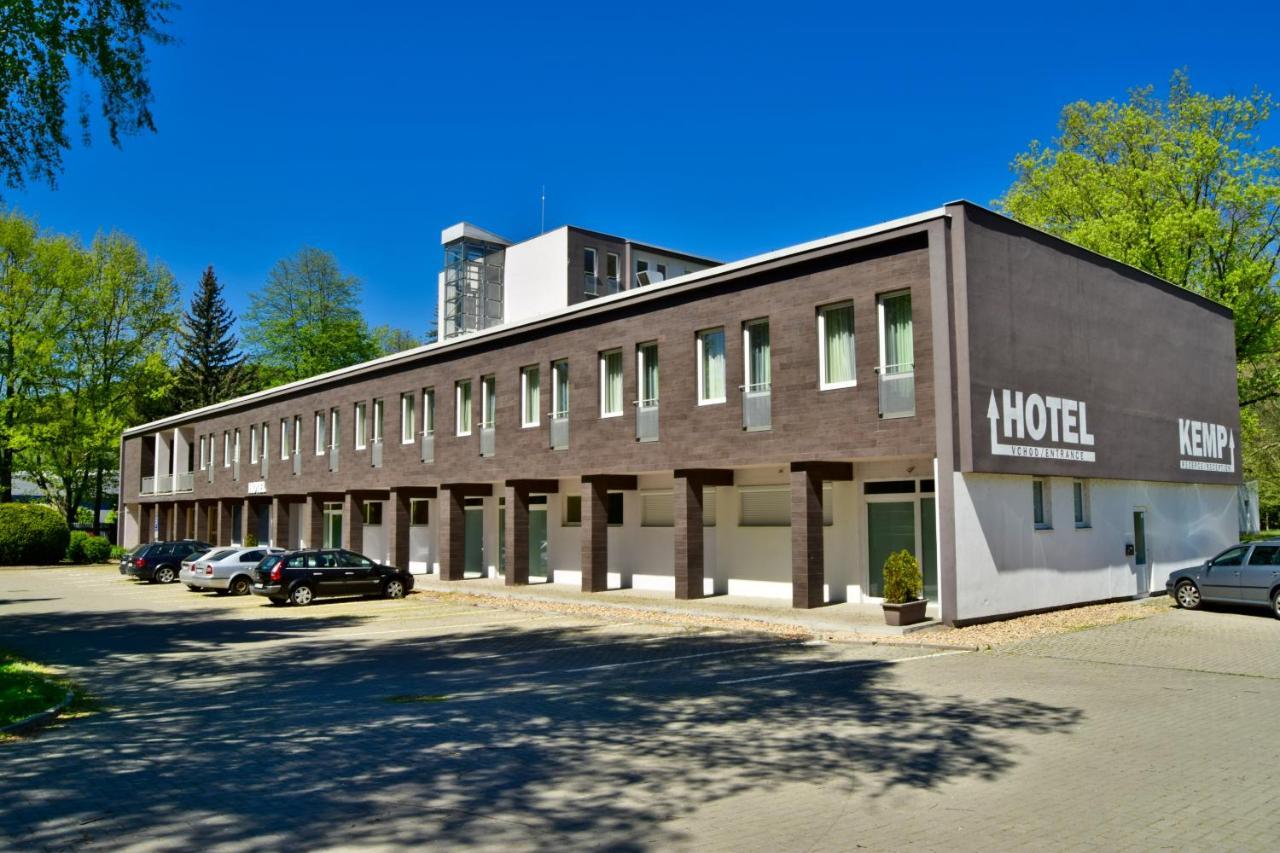 Hotel Sazavsky Ostrov Sázava Extérieur photo
