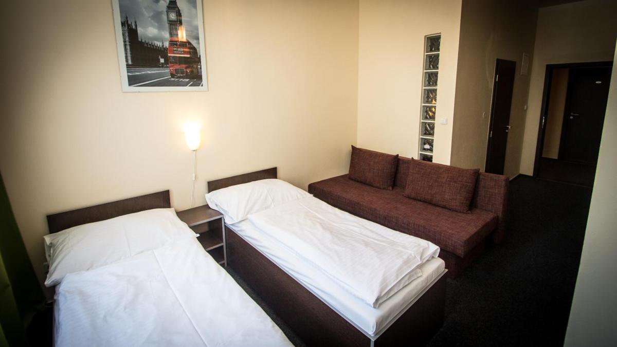 Hotel Sazavsky Ostrov Sázava Extérieur photo