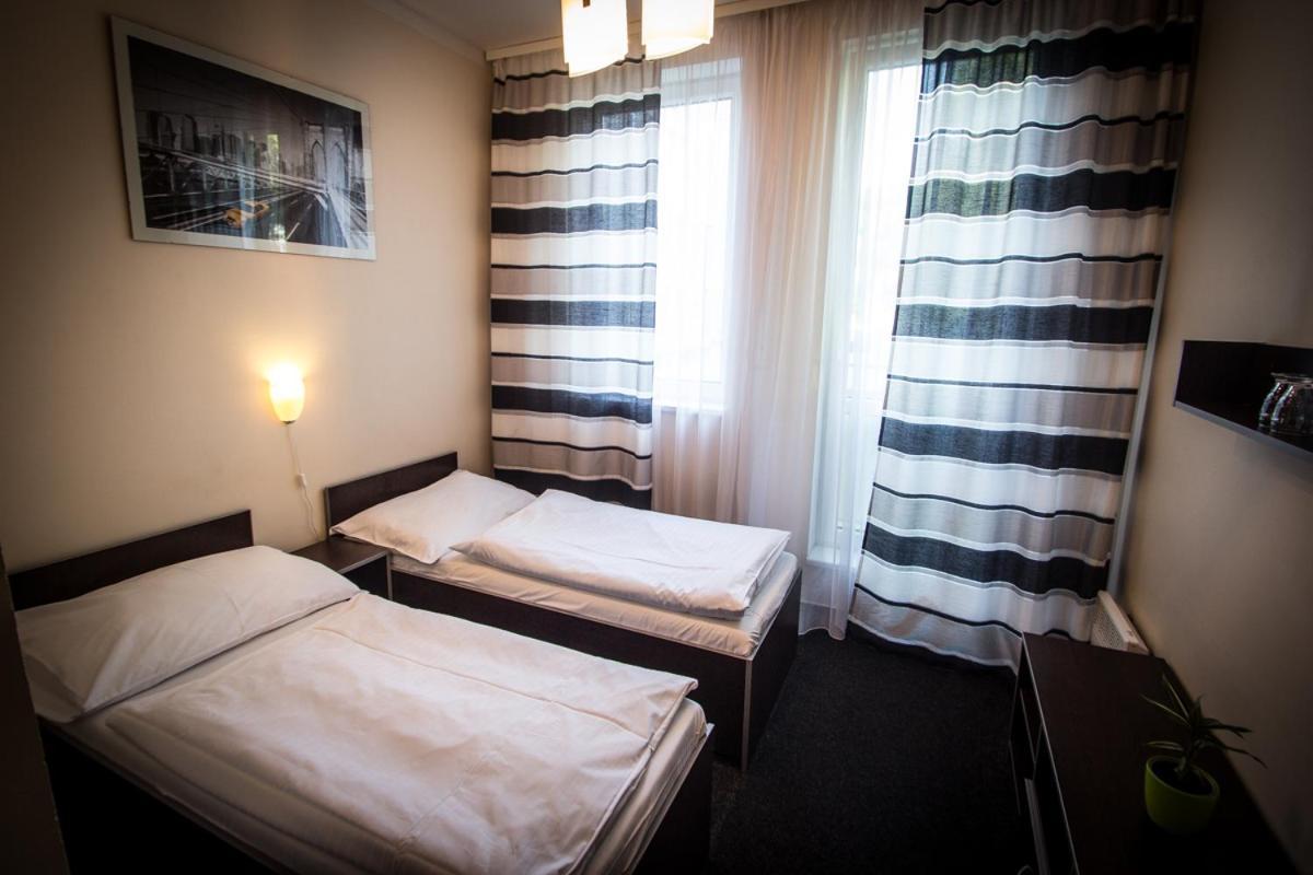 Hotel Sazavsky Ostrov Sázava Extérieur photo